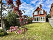 3 bedroom detached house for sale in Brodrick Road,...