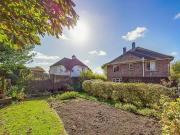 3 bedroom detached house for sale in Broomhill Road...