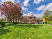 3 bedroom detached house for sale in Brown Lane, Barton...