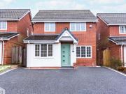 3 Bedroom Detached House For Sale In Bury, Greater...