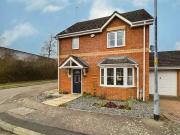3 bedroom detached house for sale in Campbell Close...