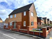 3 bedroom detached house for sale in Chassen Close,...