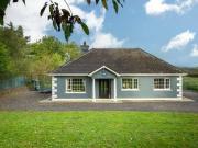 3 bedroom detached house for sale in Crofton Cottage...