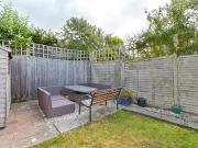 3 Bedroom Detached House For Sale In Deer Close,...