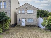 3 bedroom detached house for sale in Dudley Road, Marsh,...
