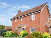 3 bedroom detached house for sale in Eldridge Close...