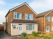 3 bedroom detached house for sale in Elms Close...