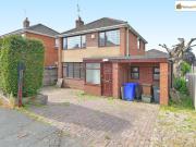 3 bedroom detached house for sale in Elstree Close,...