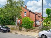3 bedroom detached house for sale in Endcliffe Glen...