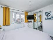 3 bedroom detached house for sale in Farleys Lane,...