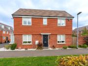 3 bedroom detached house for sale in Gates Drive,...