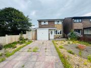 3 bedroom detached house for sale in Greenbarn Way,...