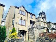 3 Bedroom Detached House For Sale In Halifax, West Yorkshire