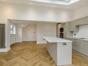 3 bedroom detached house for sale in Hall Park Avenue,...