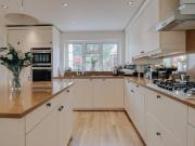3 bedroom detached house for sale in Haydon Road,...
