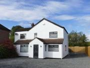3 bedroom detached house for sale in High Street Holme... 3 bedroom detached house for sale in High Street Holme...