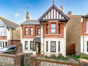 3 bedroom detached house for sale in Highdown Avenue,...