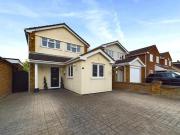 3 Bedroom Detached House For Sale In Hockley