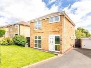 3 Bedroom Detached House For Sale In Huddersfield, West...