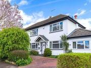 3 Bedroom Detached House For Sale In Kings Langley,...