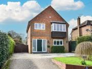 3 Bedroom Detached House For Sale In Kings Langley,...