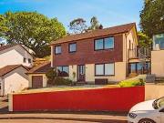 3 Bedroom Detached House For Sale In Lawnswood,...