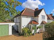 3 Bedroom Detached House For Sale In Letchworth Garden City