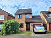 3 bedroom detached house for sale in Little Meadow Great...