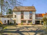 3 bedroom detached house for sale in Llangadog Llangadog...