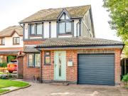 3 bedroom detached house for sale in Mallard Drive,...