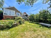 3 bedroom detached house for sale in Maurice Drive,...