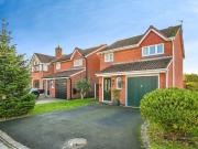 3 bedroom detached house for sale in Moorbridge Close,...