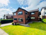 3 bedroom detached house for sale in Old Vicarage Road,...