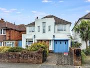 3 bedroom detached house for sale in Osborne Road,...