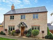 3 Bedroom Detached House For Sale In Oundle, Peterborough