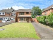 3 bedroom detached house for sale in Park Lane,...