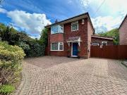 3 bedroom detached house for sale in Parrs Wood Road,...