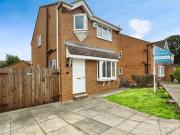 3 bedroom detached house for sale in Richmond Close,...