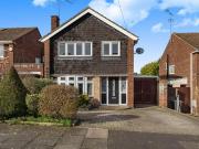 3 bedroom detached house for sale in Seabrook, Luton, LU4