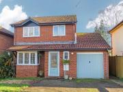 3 bedroom detached house for sale in Seymour Avenue...