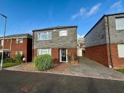3 bedroom detached house for sale in Sherborne Avenue,...
