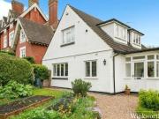 3 Bedroom Detached House For Sale In Shortlands, Bromley
