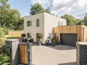 3 Bedroom Detached House For Sale In Silverton