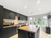 3 Bedroom Detached House For Sale In Sittingbourne, Kent