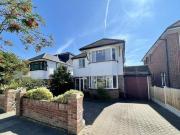 3 Bedroom Detached House For Sale In Southend On Sea, Essex