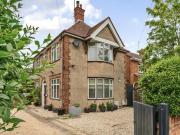 3 Bedroom Detached House For Sale In Temple Cowley