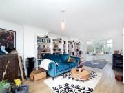 3 Bedroom Detached House For Sale In Temple Fortune, London