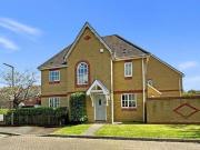 3 Bedroom Detached House For Sale In Warlingham, Surrey