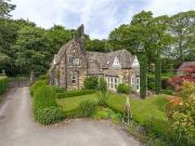 3 bedroom detached house for sale in Weetwood Lane,...