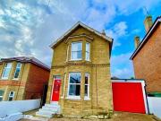 3 bedroom detached house for sale in Well Street Ryde PO33